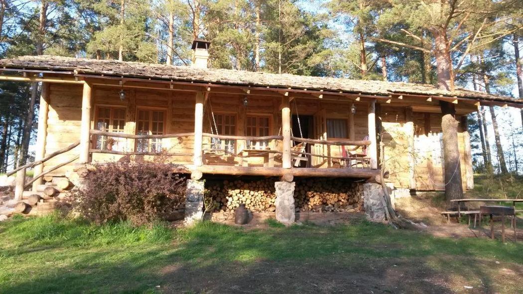 Aghrousadba Zapovednyi Ostrov Hotel Sho Exterior foto
